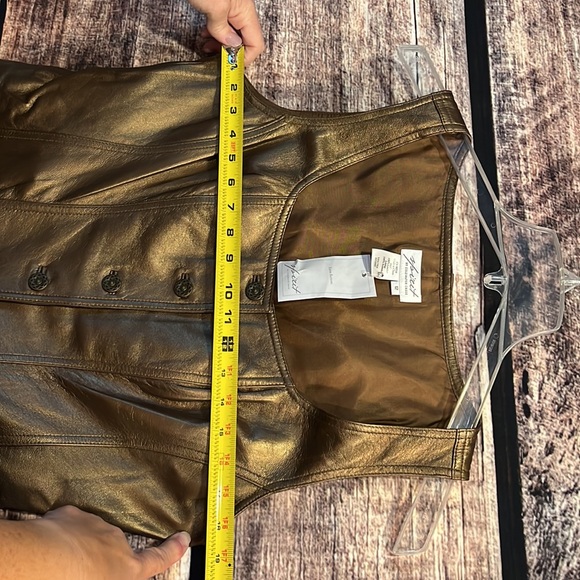 Cold Water Creek Spirit leather vest - Picture 9 of 10